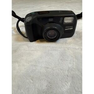 Pentax Zoom 90-WR 35mm Film Camera Weather Resistant Point Shoot Black Vintage